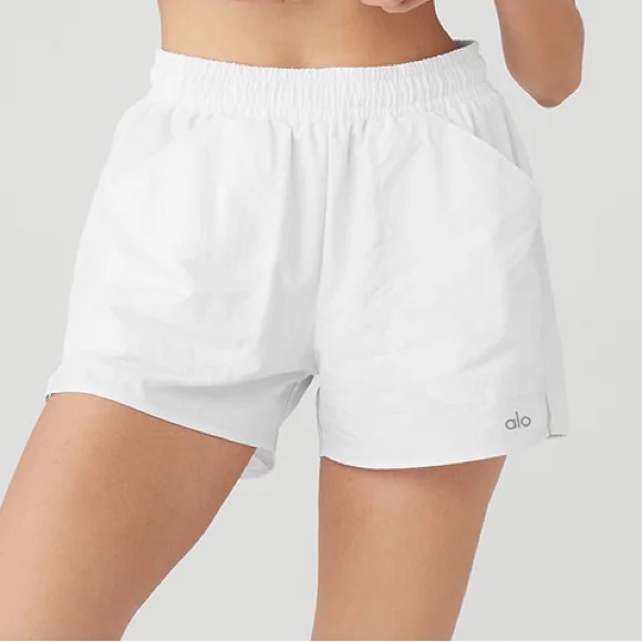 ALO alumni short - Picture 3 of 4